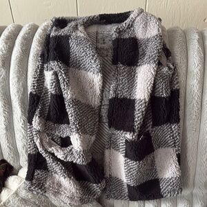 SHEIN Black and White Plaid Cardigan